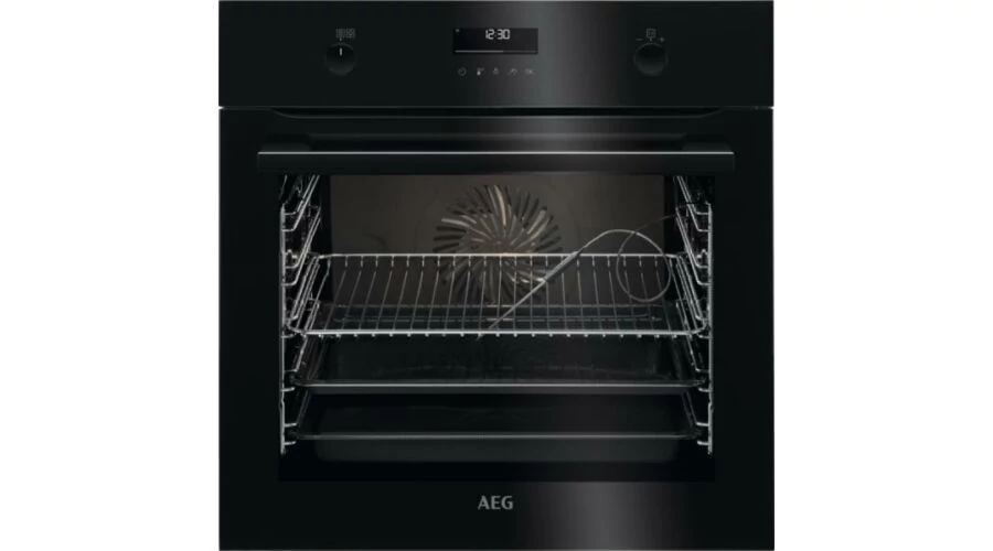 AEG BCE558370B SteamBake beépíthető sütő gőzfunkcióval, WiFi, maghőmérő